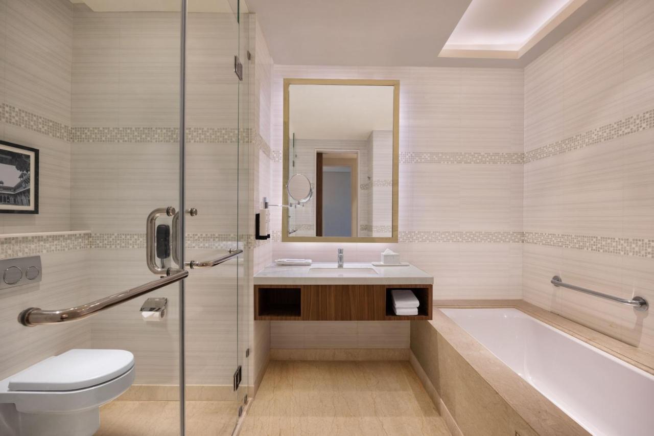Fairfield By Marriott Agra Hotel